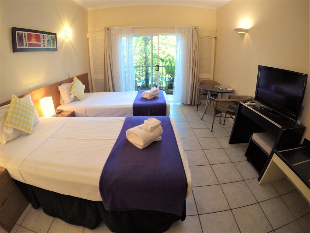 Crystal Garden Resort & Restaurant Cairns Exteriör bild
