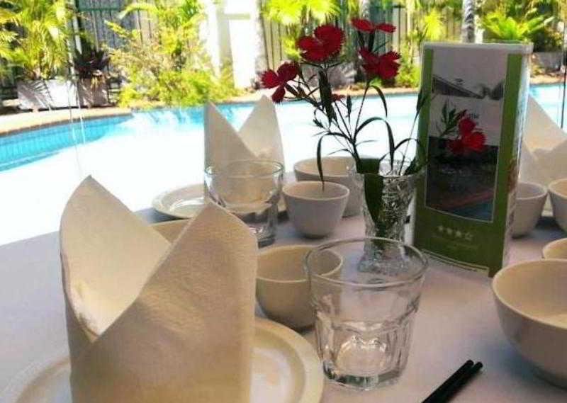 Crystal Garden Resort & Restaurant Cairns Exteriör bild
