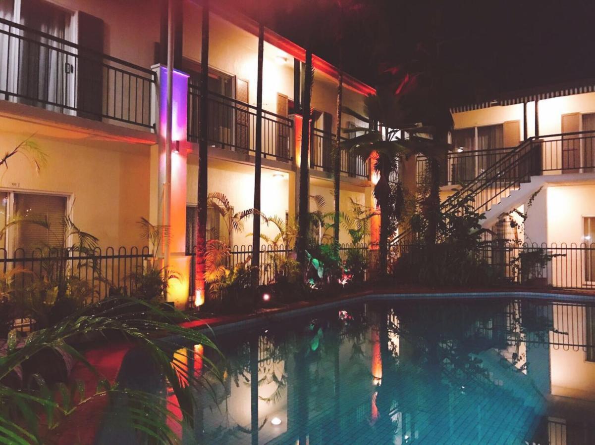 Crystal Garden Resort & Restaurant Cairns Exteriör bild